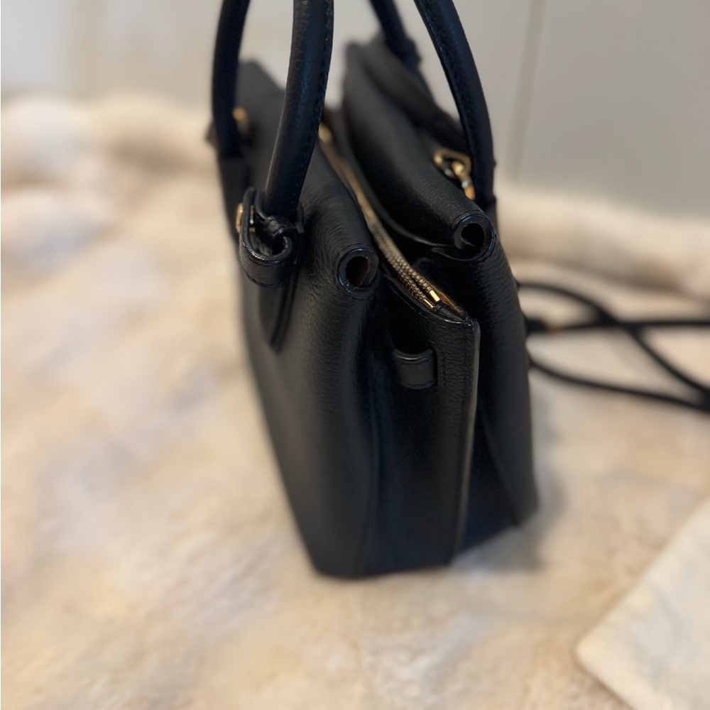Authentic MCM Black Crossbody Bag - Picture 5 of 9